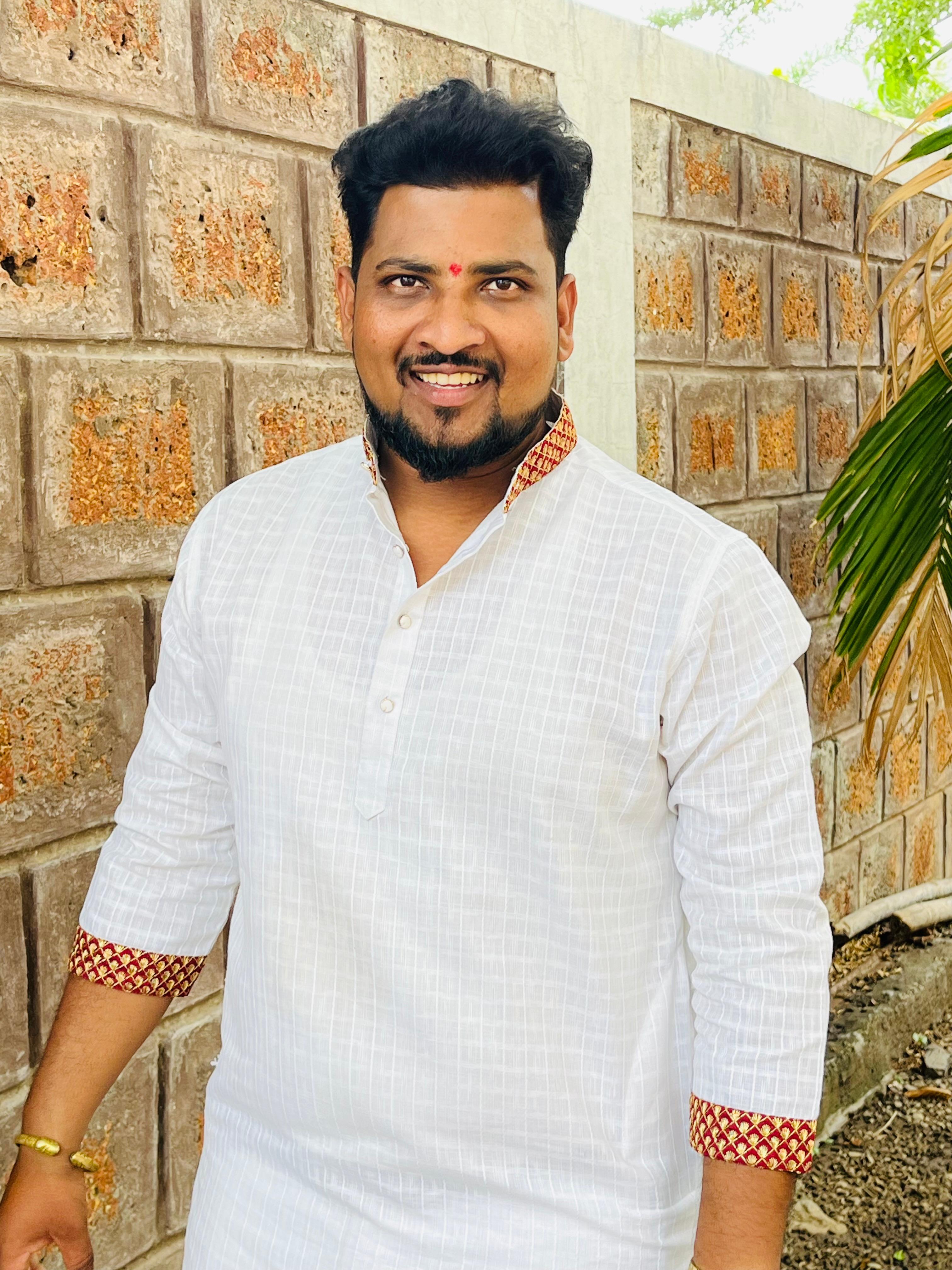 Dipak pundlike Tungatkar